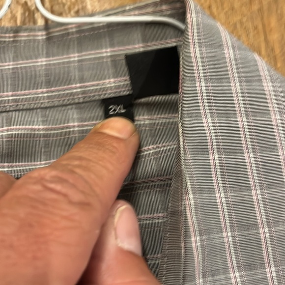 Boss button down - Picture 3 of 4